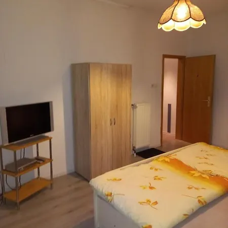 Haus Waldfrieden Hotel 3*