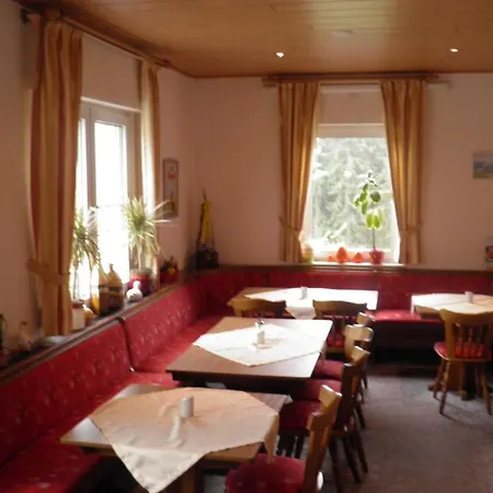 Haus Waldfrieden Hotel 3*